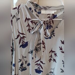 ASTR the Label flowered blouse